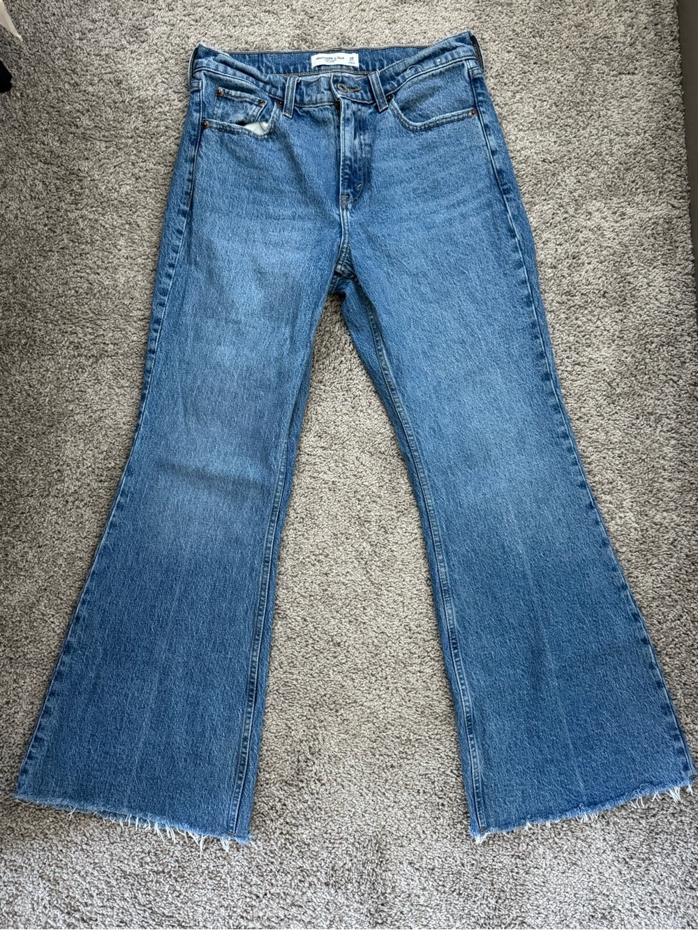 Abercrombie High Rise Flare Jean Size 28S